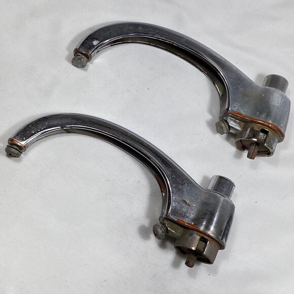 '52-'59 GM Chevrolet GMC Outside Door Handles Set Pair 3698881 OEM Original Part - Picture 2 of 8